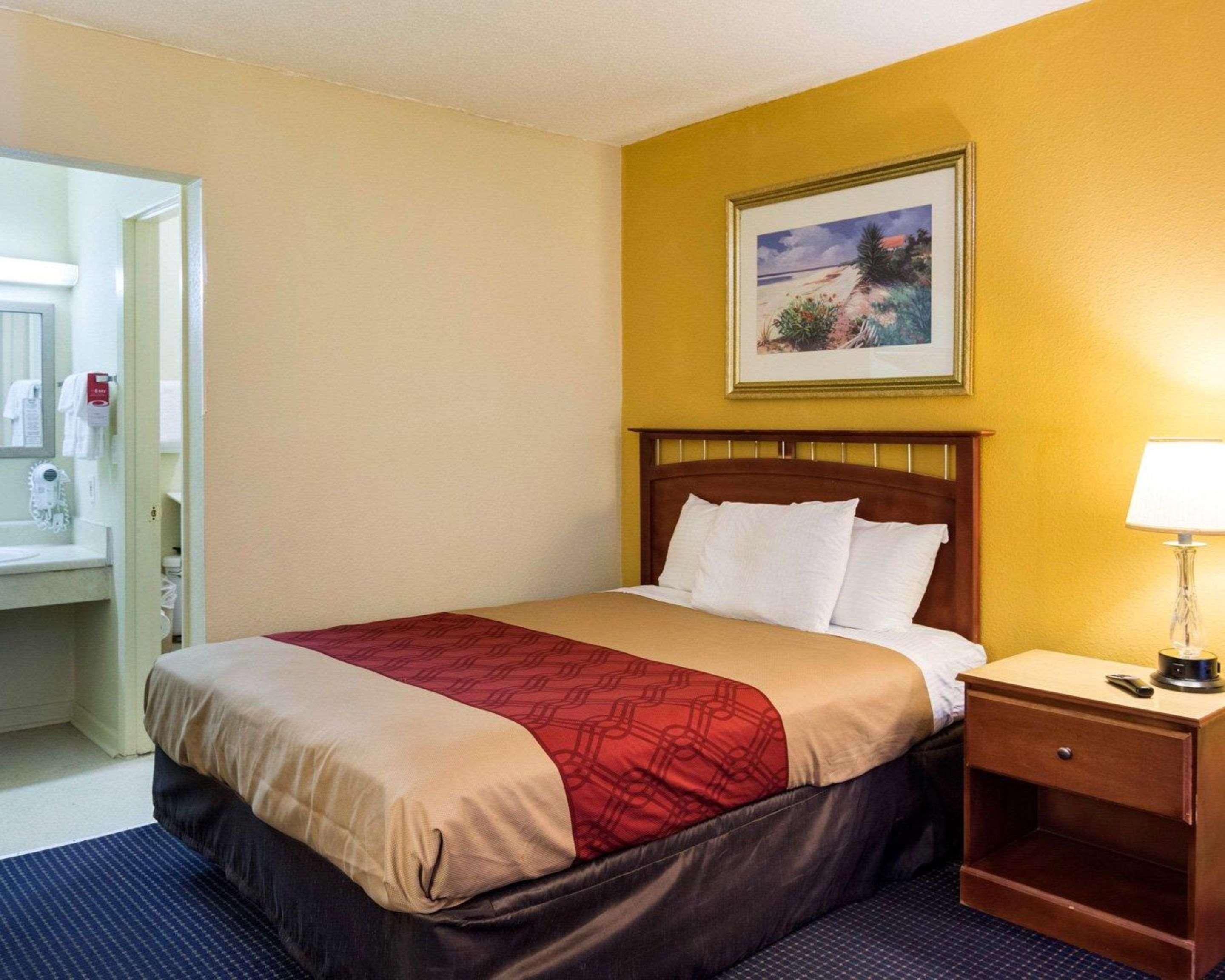 Econo Lodge Petersburg - Fort Lee Exterior foto